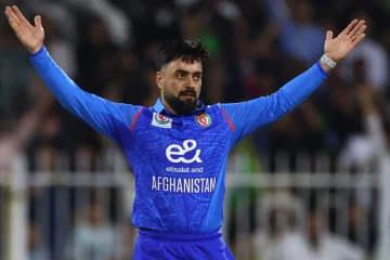 ODI கிரிக்கெட்டில் எந்த வீரரும் செய்யாத சாதனையை படைத்துள்ள ரஷீத் கான்