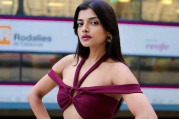 நடிகை ஆஷ்னா சவேரியின் ரீசெண்ட் டின்னர் போட்டோஸ்..