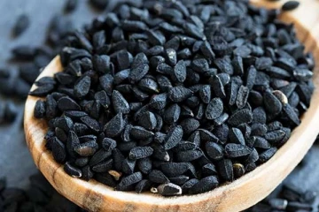 கருஞ்சீரகம் நல்லது தான்.. ஆனால் மறந்தும்கூட இவர்கள் சாப்பிட வேண்டாம்!