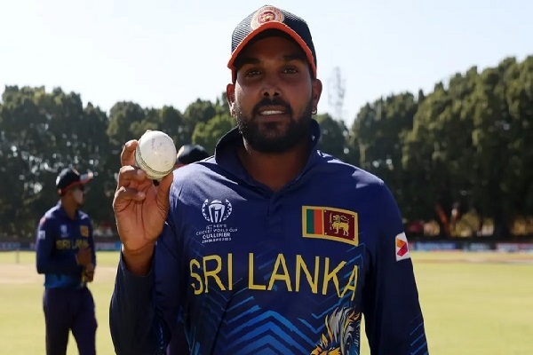 சிறிலங்கா கிரிக்கெட் அணி வீரரின் ஓய்வு முடிவு ஏற்பு..! | Slc Accepts Hasarangas Test Retirement