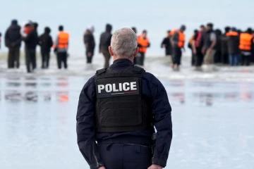 பிரித்தானியாவின் ’one in, one out’ திட்டத்தைக் குலைக்க கடத்தல்காரர்கள் முயற்சி