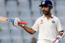 அசத்தலாக சதம் விளாசி ஆஸ்திரேலியாவை அலறவிட்ட இந்தியா கேப்டன்