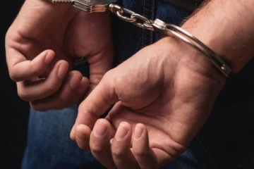 ජයටම සැමරූ ෆේස්බුක් සාදය වටලයි..