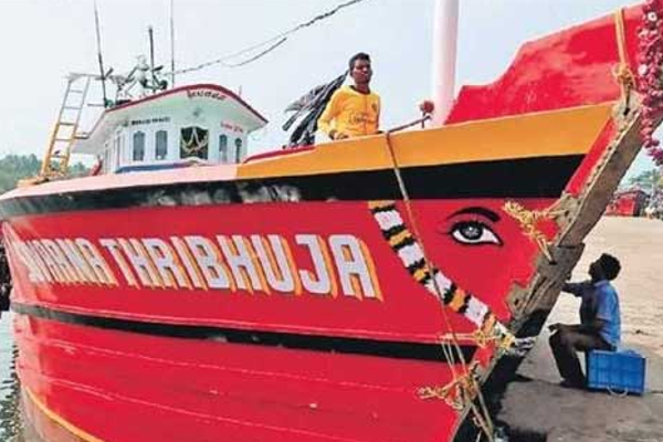 64 இந்திய கடற்றொழிலாளர்களை விடுவிக்க கோரி போராட்டம் | Indian Fishermen Arrest By Sri Lankan Navy