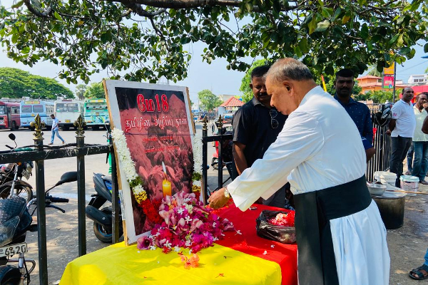 மன்னாரில் உணர்வுபூர்வமாக இடம்பெற்ற முள்ளிவாய்க்கால் நினைவேந்தல் நிகழ்வுகள் (Photos) | Mullivaikkal Commemoration Events Mannar