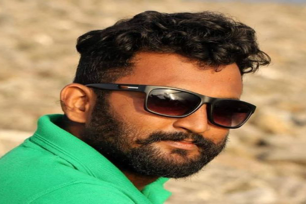 தொடருந்து விபத்தில் சிக்கி பிரபல ஊடகவியலாளர் மரணம் | Train Accident Death Colombo