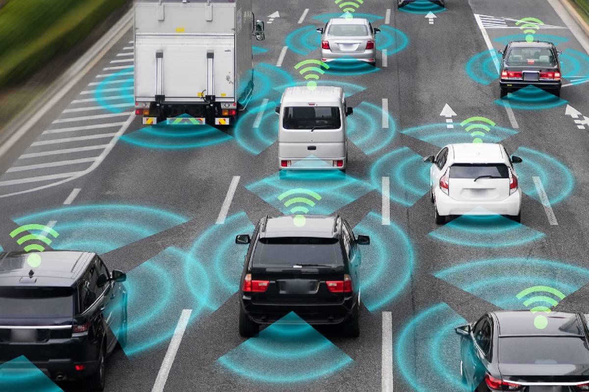 சாலை விபத்துக்களை குறைக்க வாகனங்களில் கட்டாயமாக உள்ள V2V தொழில்நுட்பம் | Indian Govt To Mandate V2V Technology In Vehicles