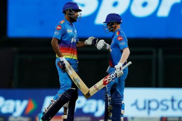 8 வீரர்கள் பவுலிங் போட்டும் டெல்லியிடம் தோற்ற கொல்கத்தா அணி ... கடுப்பான ரசிகர்கள்