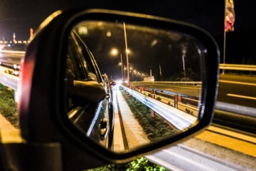 தெற்கு அதிவேக வீதியில் 11 வாகனங்கள் ஒன்றுடன் ஒன்று மோதி விபத்து