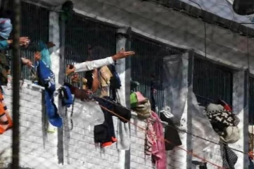 சிறைச்சாலையில் ஏற்பட்ட கலவரம்: தீயில் சிக்கி பரிதாபமாக பலியான 49 கைதிகள்