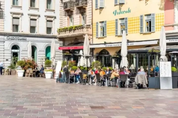 இந்த வாரம் சுவிட்சர்லாந்தில் புதிதாக கொரோனா தொற்றுக்கு ஆளானோரின் எண்ணிக்கை கணிசமாக குறைந்தது