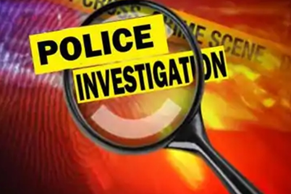 காவல் நிலையத்தில் தன் உடலுக்கு தானே தீ வைத்து கொண்ட நபர் | Man Set Himself On Fire At A Police Station
