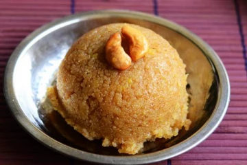 தித்திக்கும் சுவையில் கோதுமை ரவா கேசரி.., இலகுவாக எப்படி செய்வது?