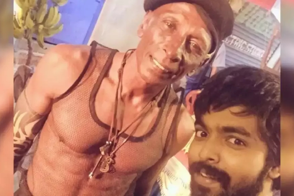 66 வயதில் சிக்ஸ் பேக் வைத்திருக்கும் நடிகர் மொட்டை ராஜேந்திரன்! என்ன சாப்பிடுகிறார் தெரியுமா | Motta Rajendran Six Pack In 60S