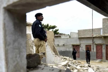 பாகிஸ்தானில் தற்கொலை குண்டுத் தாக்குதலில் 3 பேர் பலி; 23 பேர் காயம்!