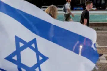 100 விமான தாக்குதல்; இஸ்ரேலில் உள்ள இலங்கையர்கள் அவதானமாக இருக்குமாறு அறிவுறுத்து