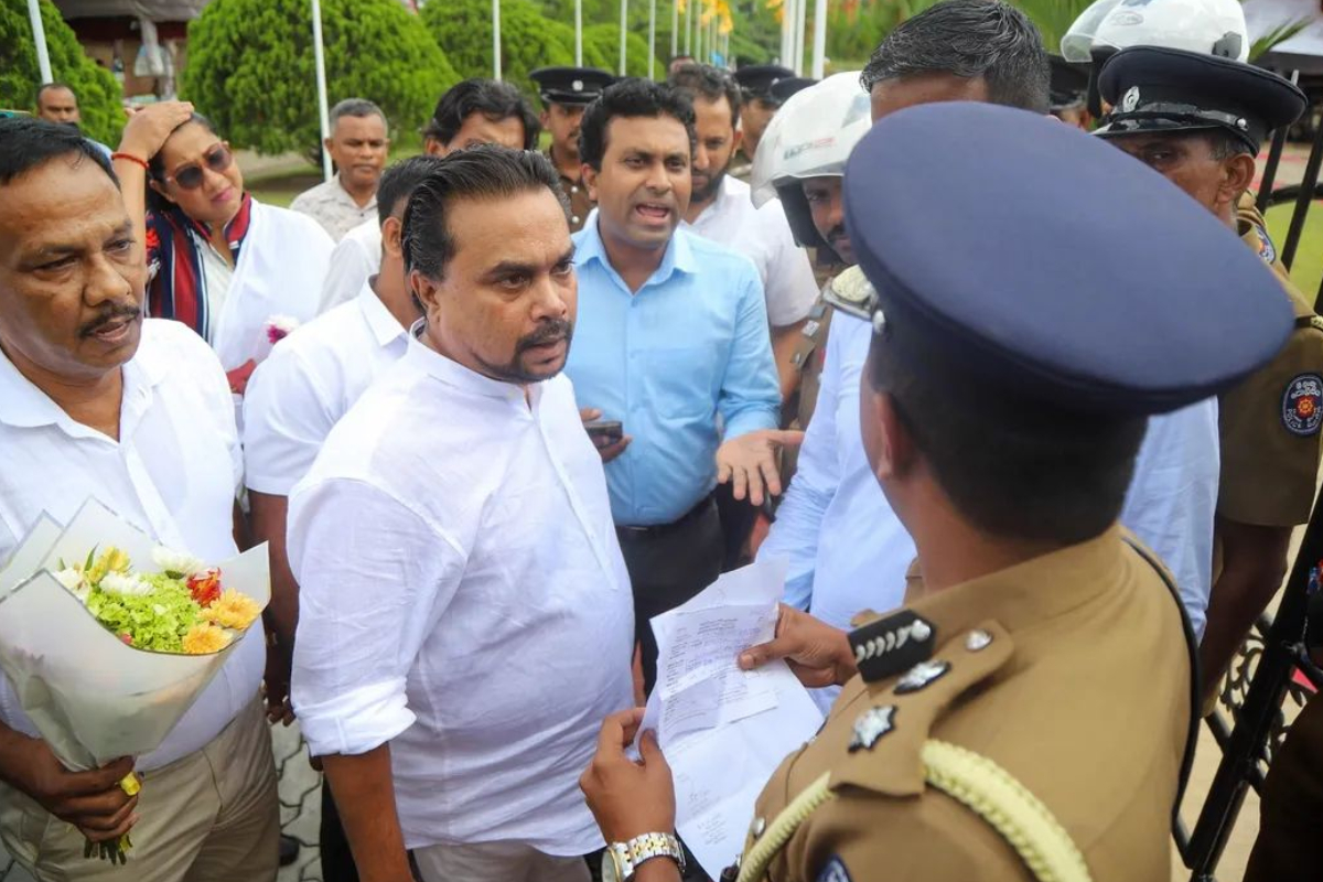 விமல் வீரவன்சவுக்கு அழைப்பாணை! காவல்துறை அதிரடி | Police Summons Wimal Weerawansa விமல் வீரவன்சவுக்கு அழைப்பாணை! காவல்துறை அதிரடி | Police Summons Wimal Weerawansa