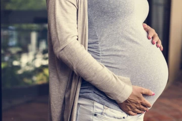 கர்ப்பிணி பெண்களும் தடுப்பூசி போட்டுக் கொள்ளலாம்! அமெரிக்கா