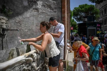 இத்தாலியில் சுற்றுலா பயணிகளுக்கு ஏற்பட்டுள்ள அவல நிலை!