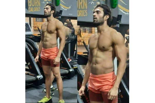 நடிகர் விஜய் தேவரகொண்டாவா இது, ஆளே மாறிவிட்டாரே?- அசந்து பார்க்கும் ரசிகர்கள் | Vijay Devarakonda New Transformation நடிகர் விஜய் தேவரகொண்டாவா இது, ஆளே மாறிவிட்டாரே?- அசந்து பார்க்கும் ரசிகர்கள் | Vijay Devarakonda New Transformation