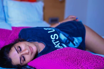 நடிகை பாயல் ராஜ்புட் படுக்கையறை போட்டோஷூட்