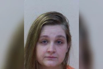 பிஞ்சு குழந்தையை சுவற்றில் சமாதி கட்டி., அதே வீட்டில் 3 பிள்ளைகளுடன் வாழ்ந்துவந்த தாய்! வெளிவந்த 8 மாத மர்மம்