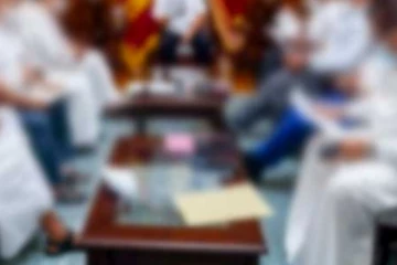 සියලුම කැබිනට් අමාත්‍යවරුන් සිය ධූරයන් සම්බන්ධයෙන් විශේෂ තීරණයක් ගනී..