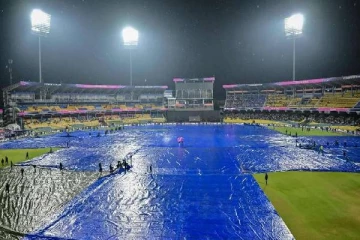 மழையால் முடங்கிய பாகிஸ்தான் – நியூசிலாந்து ஆட்டம் ; ரசிகர்களுக்கு ஏமாற்றம்