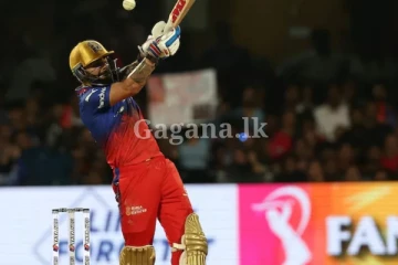 සුපිරියි කෝලි.. ඒකනම් මාරම සුපිරියි.. - 17වසරක IPL ඉතිහාසය වෙනස් කරපු කෝලි..