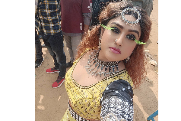 வனிதாவின் ஐட்டம் டான்ஸ் போட்டோ வைரல்.. சமந்தாவுக்கே டப் கொடுப்பாரோ? | Vanitha Vijayakumar Item Dance