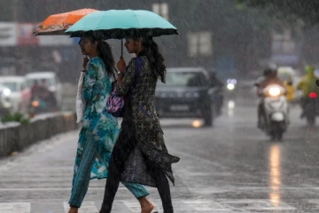 தமிழகத்தில் 9 மாவட்டங்களில் இன்று கனமழை பெய்யும்.., வானிலை மையம் தகவல்