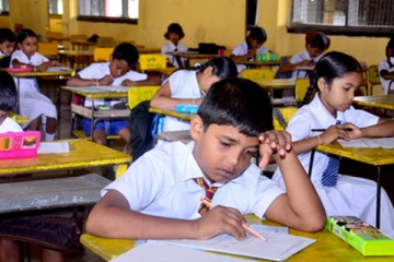 தரம் 5 புலமைப்பரிசில் பரீட்சை ஆரம்பம்! - இன்று முதல் நடைமுறைக்குவரும் தடை