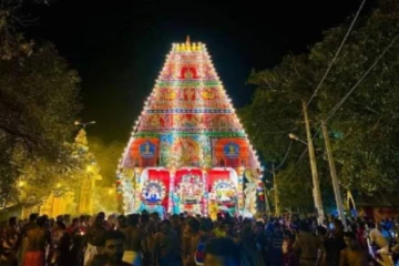 கோலாகலமாக இடம்பெற்ற வரலாற்றுச் சிறப்புமிக்க கீரிமலை நகுலேஸ்வர சப்பறத் திருவிழா!