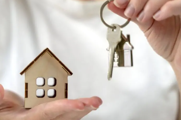 குறைந்த வருமானம் பெறும் குடும்பங்களுக்கு வீட்டு உரிமை | Home Ownership For Low Income Families
