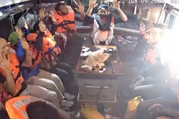 காசாவுக்கு சென்ற கப்பலை சிறைபிடித்த இஸ்ரேல்