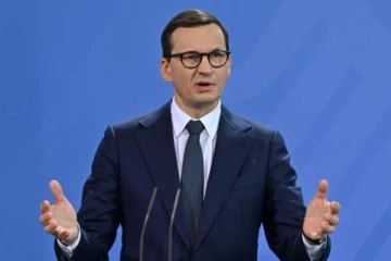 உக்ரைன் ஐரோப்பாவின் பாதுகாப்பிற்காக போராடுகிறது: போலந்து பிரதமர் பேச்சு!