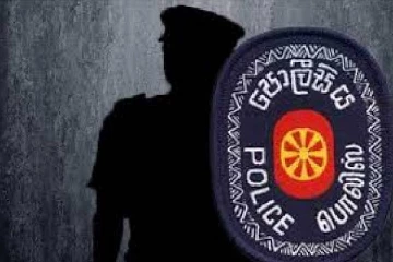 கொழும்பு பெண்களிடம் மறைமுக பாலியல் வேட்டை ; போலி அதிகாரியின் இருண்ட இரகசியம்