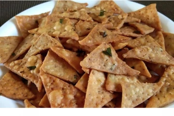 ஒரு கப் கோதுமை மாவு இருந்தா போதும்: மொறுமொறுப்பான சிப்ஸ் செய்து சாப்பிடுங்க