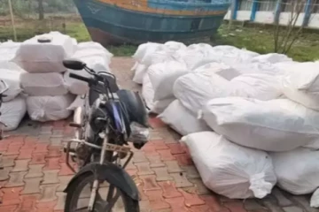 1கோடி ரூபாவுக்கும் அதிக பெறுமதியான பீடி இலைகள் பறிமுதல்