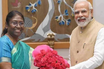 இந்தியாவின் வரலாற்றில்  முதன்முதலில் பழங்குடியின பெண் அதிபராக  பதவியேற்பு!