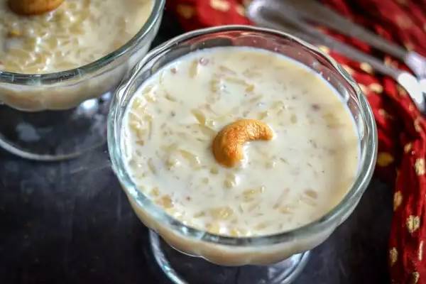 கிருஷ்ண ஜெயந்தி ஸ்பெஷல்: வெறும் 15 நிமிடத்தில் அவல் பாயாசம் செய்யலாம் | Aval Payasam Recipe In Tamil