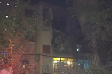 இஸ்ரேல் மீது ஹமாஸ் சரமாரியான ரொக்கெட் தாக்குதல்