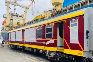 இந்தியாவிலிருந்து தருவிக்கப்பட்டும் பயன்படுத்தப்படாத தொடருந்து பெட்டிகள்! வெளியான தகவல்