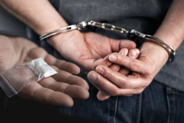 இலங்கை பொலிஸ் விசேட அதிரடிப்படையினரால் தேடப்பட்டு வந்த நபரொருவர் கைது