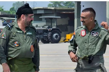 வீரதீர செயலுக்காக  , வீர் சக்ரா பெறும் கேப்டன் அபி நந்தன்!