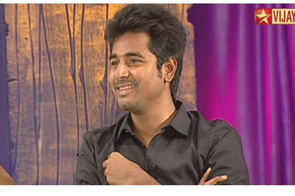 சிவகார்த்திகேயன் உடன் சேர்ந்து நடிக்கும் வாய்ப்பை தட்டிக்கழித்த சந்தானம்! | Sivakarthikeyan Santhanam Cold War