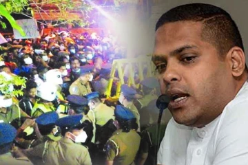 இளைஞர்களின் போராட்டத்தில் பிரவேசிக்கப் போவதில்லை: ஹரின் பெர்னாண்டோ