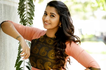 உடல் எடை குறைந்து எலும்பும் தோலுமாய் மாறிய நடிகை பிரியா பவானி சங்கர் - ரசிகர்கள் ஷாக்