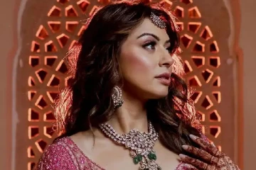 1 நிமிஷத்துக்கு 5 லட்சம் வேணும் : மாப்பிள்ளையிடம் பேரம் பேசிய ஹன்சிகாவின் தாய்