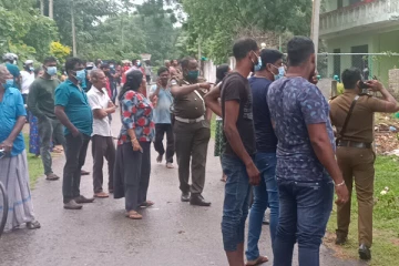 தற்கொலை முயற்சியால் முடங்கியது ஏ9 வீதி!!